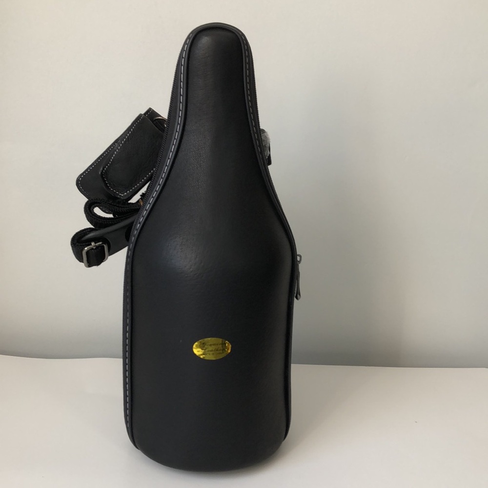 CaddyO Leather Beverage Tote with Gel Infused Chiller.